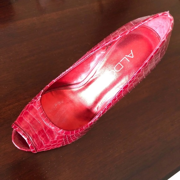 Aldo Red Snakeskin Heels 5 - Picture 4 of 5